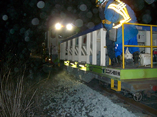 バラスト積込・散布