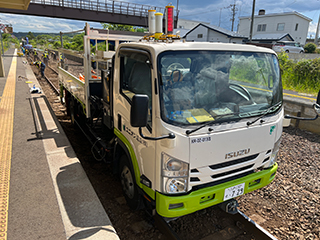 軌陸トラック(パワーゲート付)